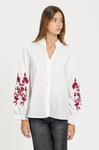 WHITE/BURGUNDY