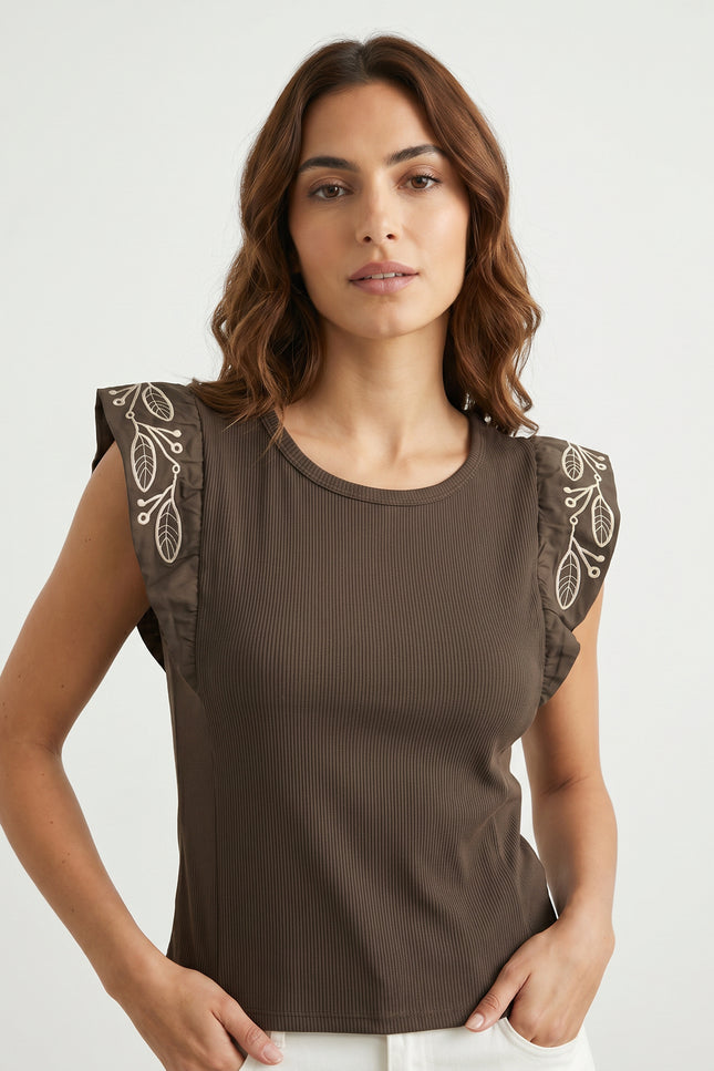 CAMISETA ARMONIAS BORDADOS