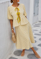 YELLOW