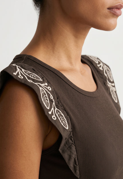 CAMISETA ARMONIAS BORDADOS