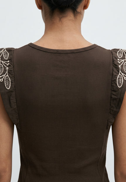 CAMISETA ARMONIAS BORDADOS