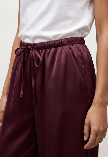 PANTALÓN ARMONIAS SATINADO CAPRI