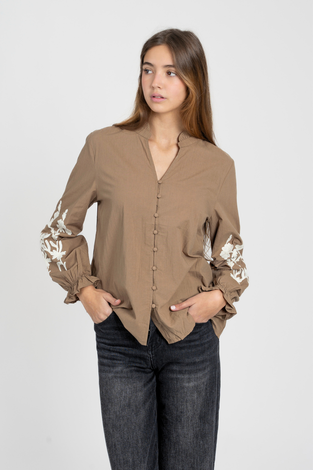 CAMISA ARMONIAS BORDADOS