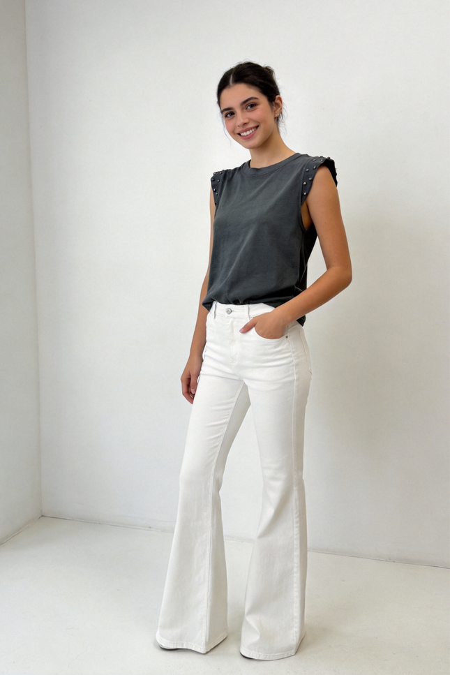 CAMISETA ARMONIAS TEEN TACHUELAS