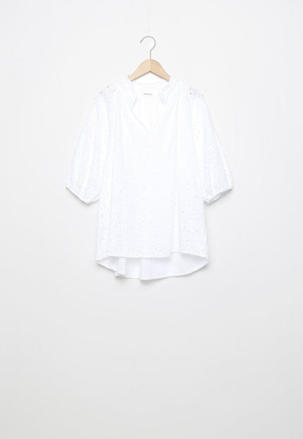 BLUSA ARMONIAS BORDADOS