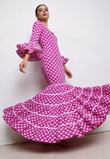 TRAJE FLAMENCA SRA ROSALÍA LUNARES MEDIANOS