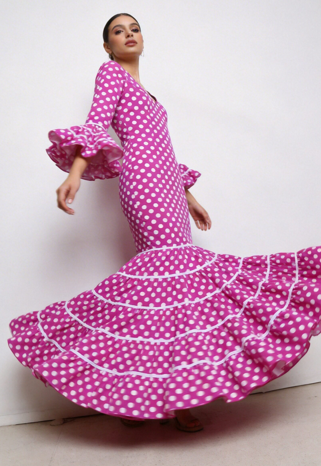 TRAJE FLAMENCA SRA ROSALÍA LUNARES MEDIANOS