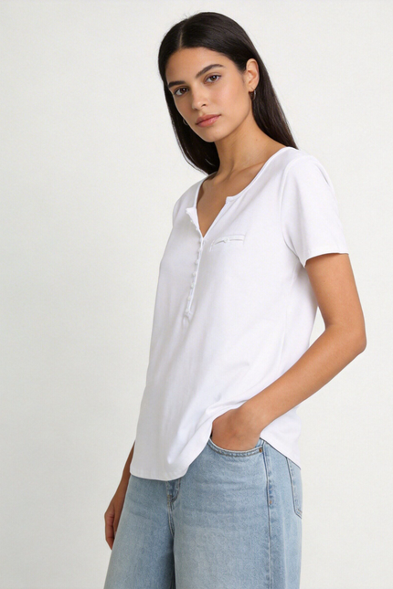 CAMISETA ARMONIAS BOTONES