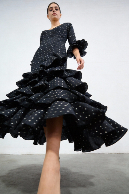 TRAJE DE FLAMENCA LOLITA LUNARES PEQUEÑOS