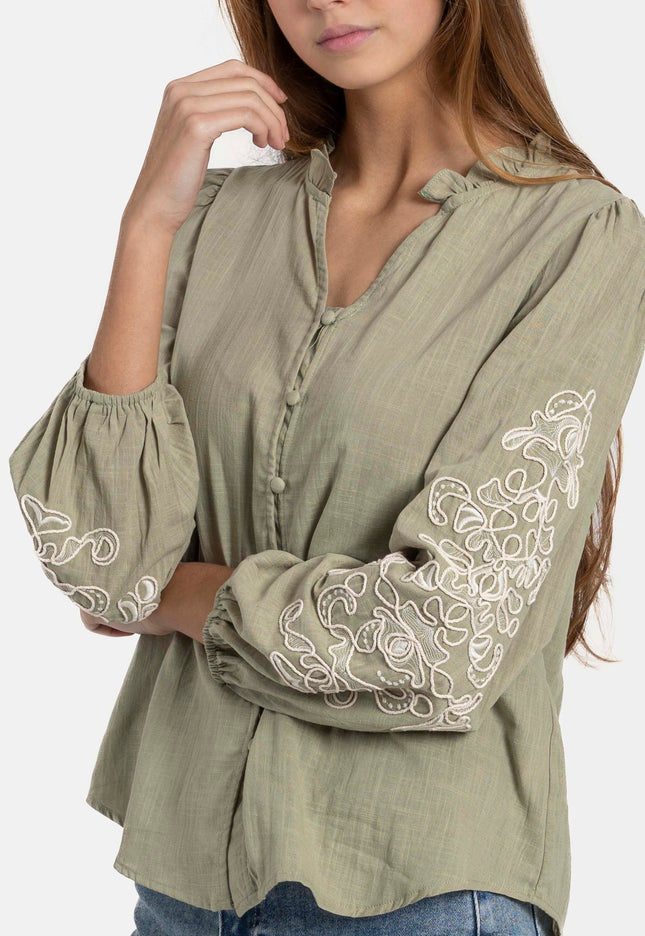 CAMISA ARMONIAS BORDADOS